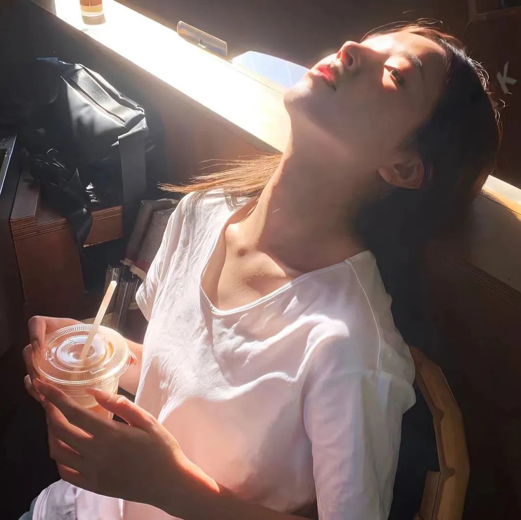 这女孩